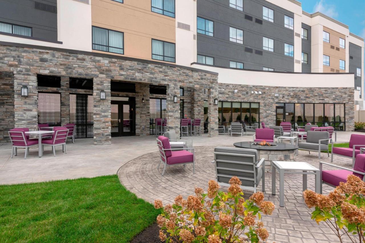 Courtyard By Marriott Cleveland Elyria Hotel Екстериор снимка