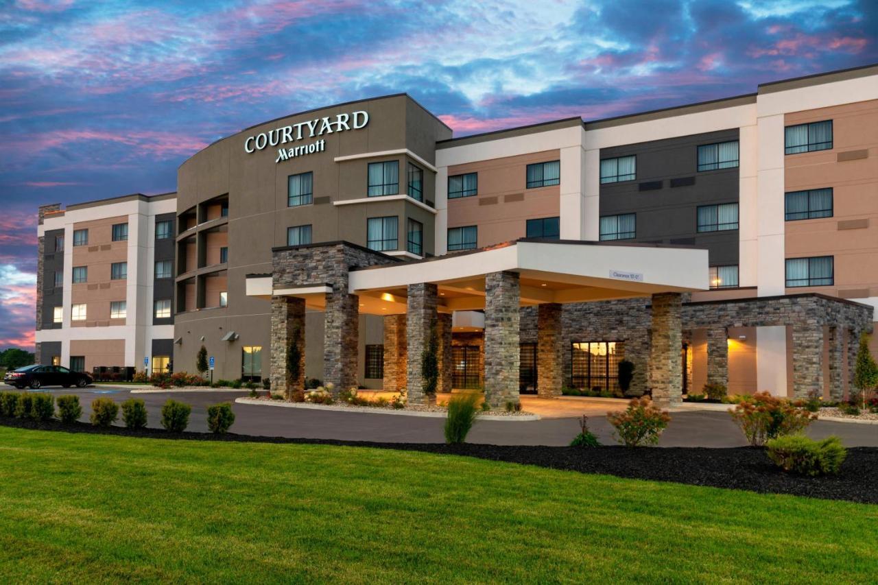 Courtyard By Marriott Cleveland Elyria Hotel Екстериор снимка